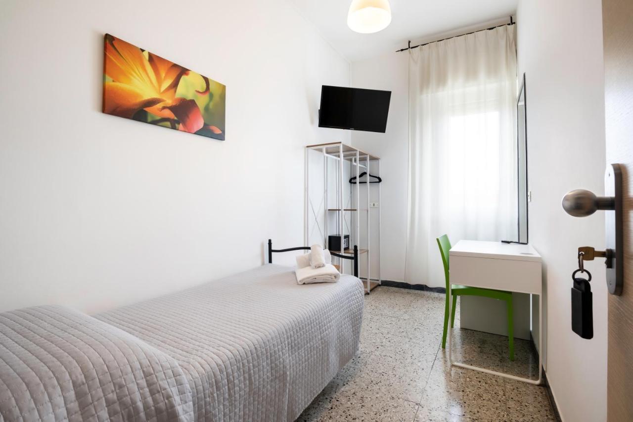 Hotel Ausonia B&B Римини Экстерьер фото